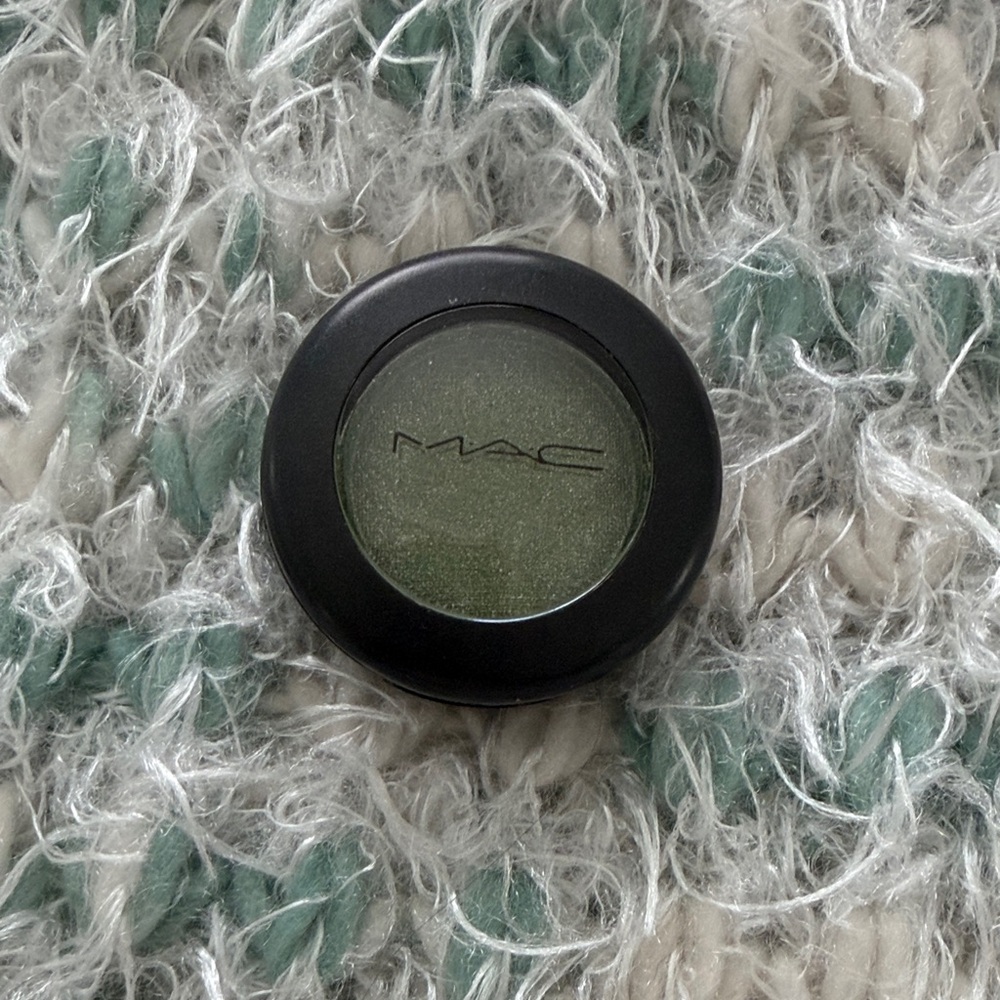 MAC Cosmetics Green Eyeshadow